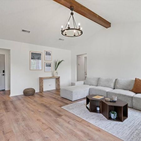 Spacious Home Near Beach, Large Yard, Game Room And Dog Friendly Τζάκσονβιλ Εξωτερικό φωτογραφία